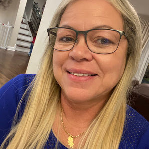 Meet your Posher, Marcia